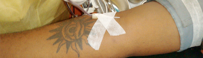 tattooed-guy-donating-blood1
